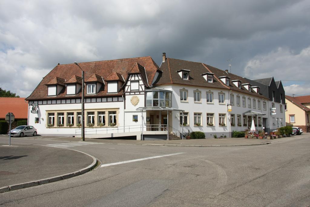 Hotel Restaurant A L'Etoile Merkwiller-Pechelbronn Exteriér fotografie